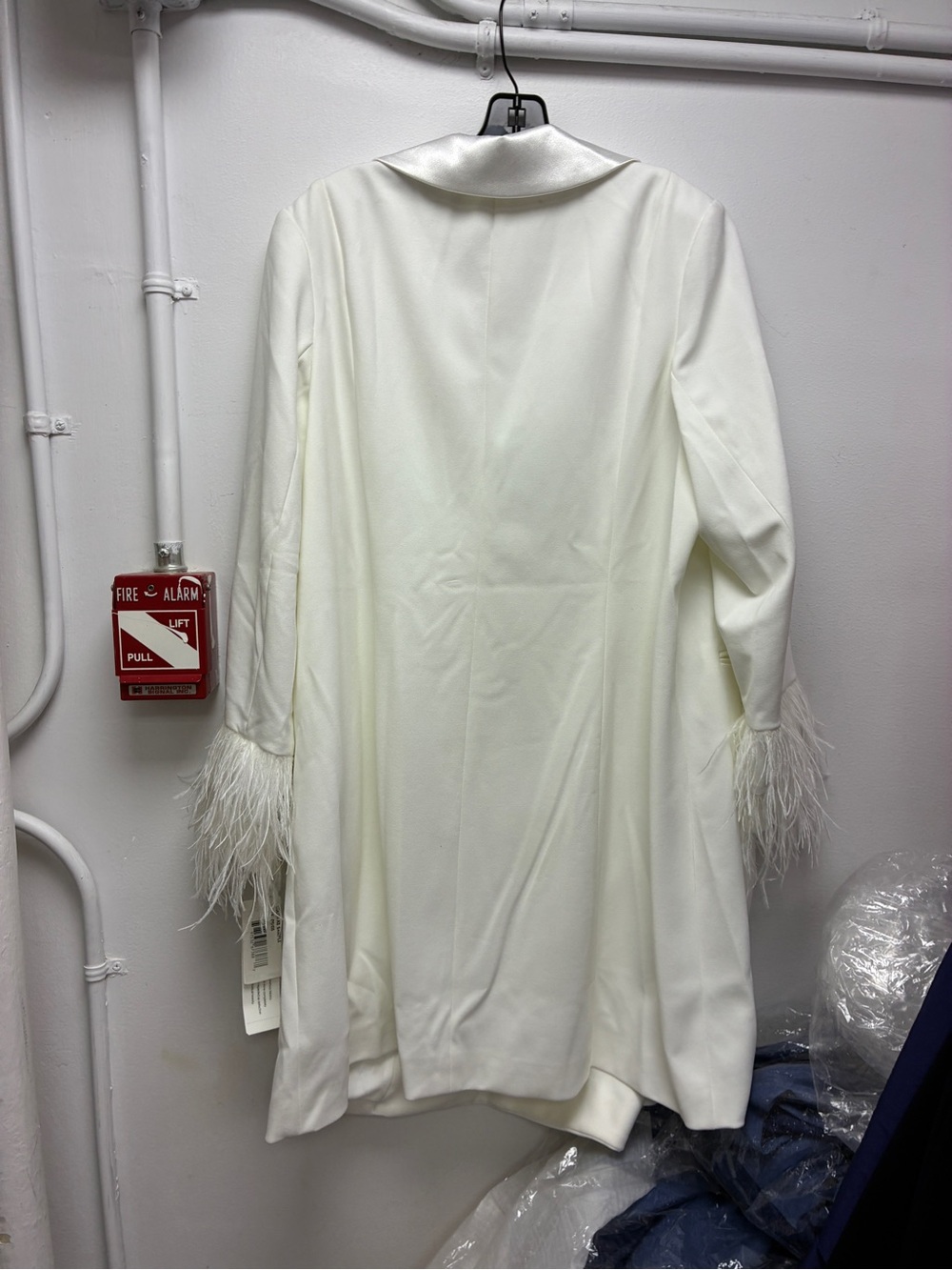 Aidan Mattox Size 20W White Feather Cuff Tuxedo Blazer Dress NWT GALA Cocktail - Picture 11 of 15